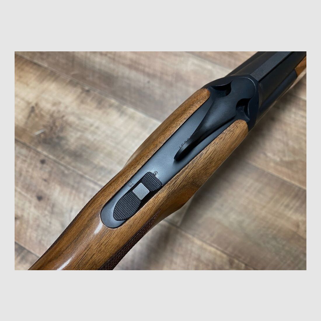 Akkar Churchill 206E LADY, Black II 12/76