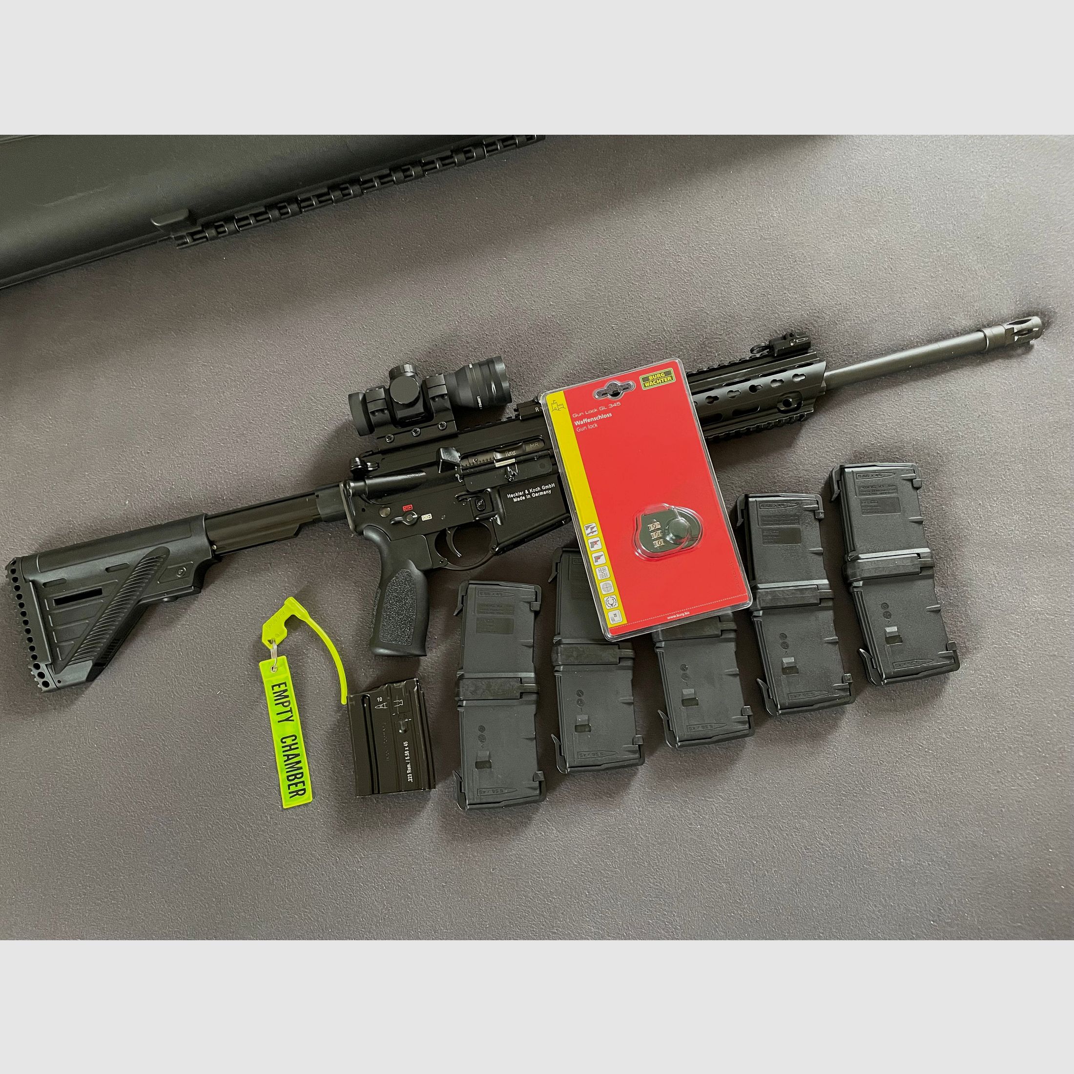 HK MR 223 + Leupold Red Dot + Zubehör, 551 Schuss Belastung , 16,5 Zoll , 10 Magazine Mag Pul
