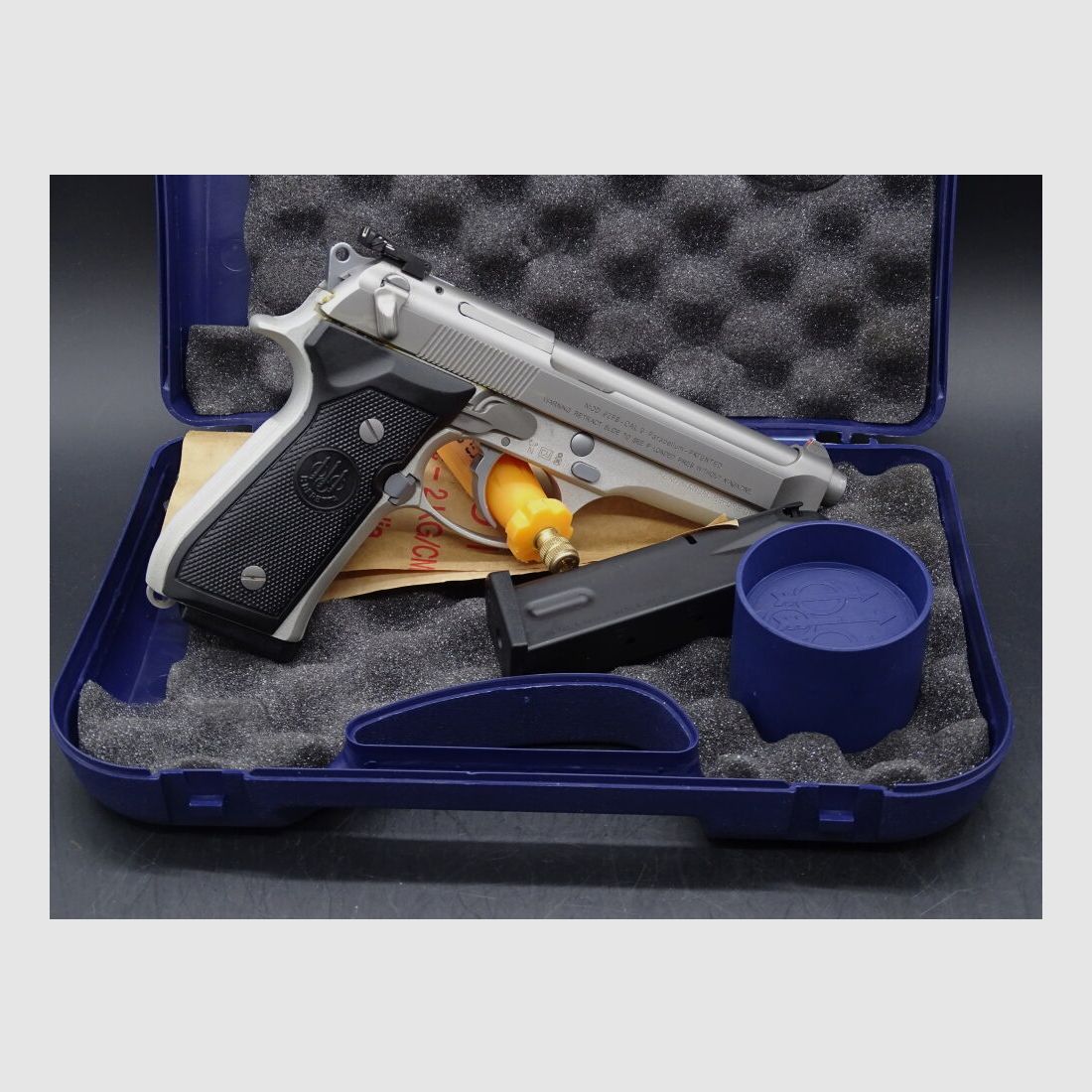 Beretta 92 FS Inox calibro 9mm Luger con mirino LPA anno 2020 92 FS Inox, immagine 3 di 3