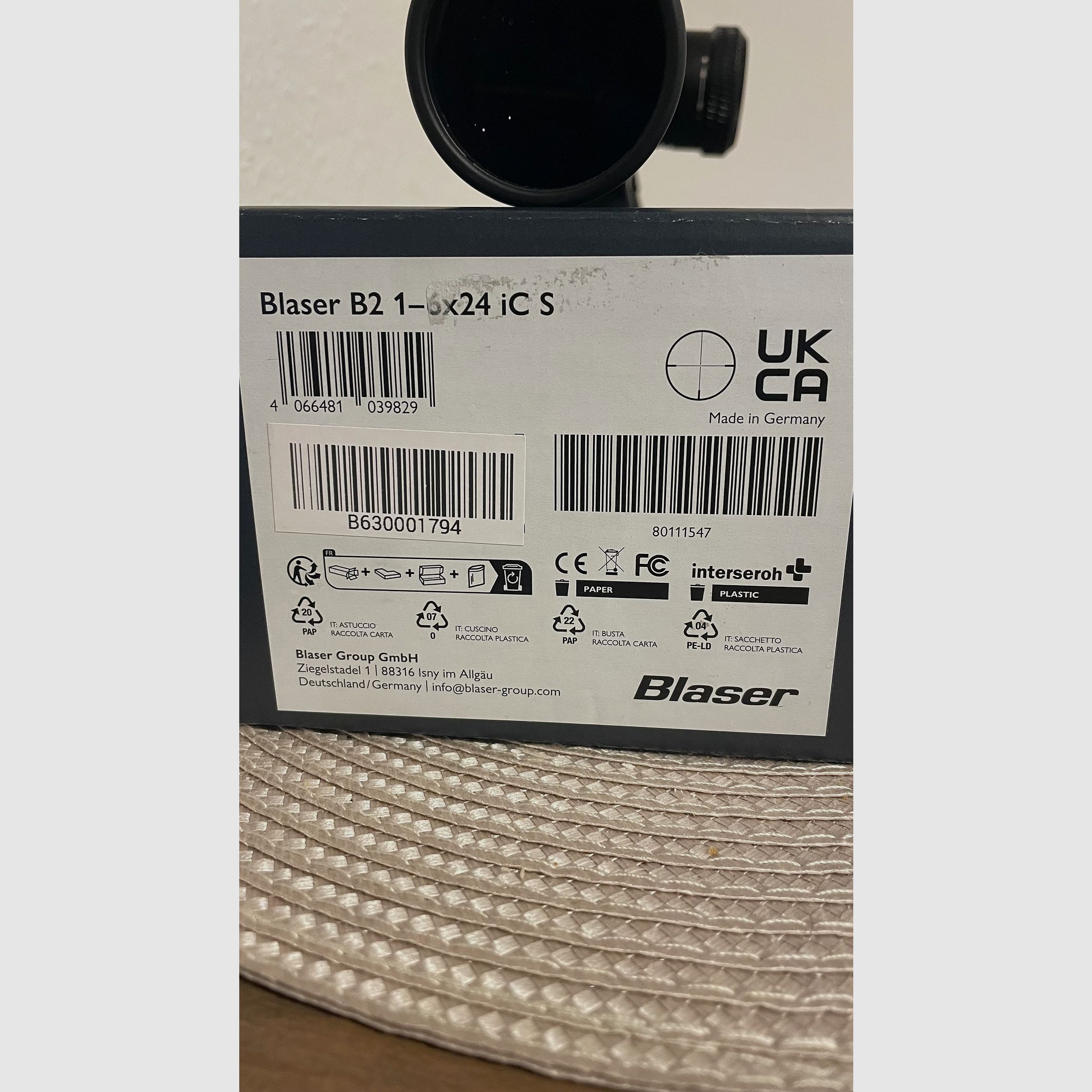 Blaser B2 1-6x24 iC S en riel con montaje Blaser