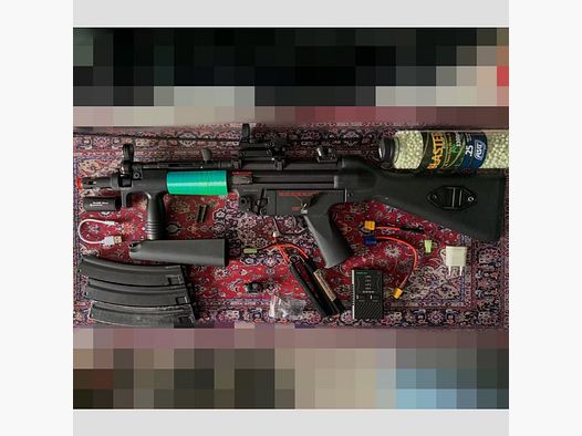 MP5 Airsoft de G&G S-AEG 1,12J incluido accesorios
