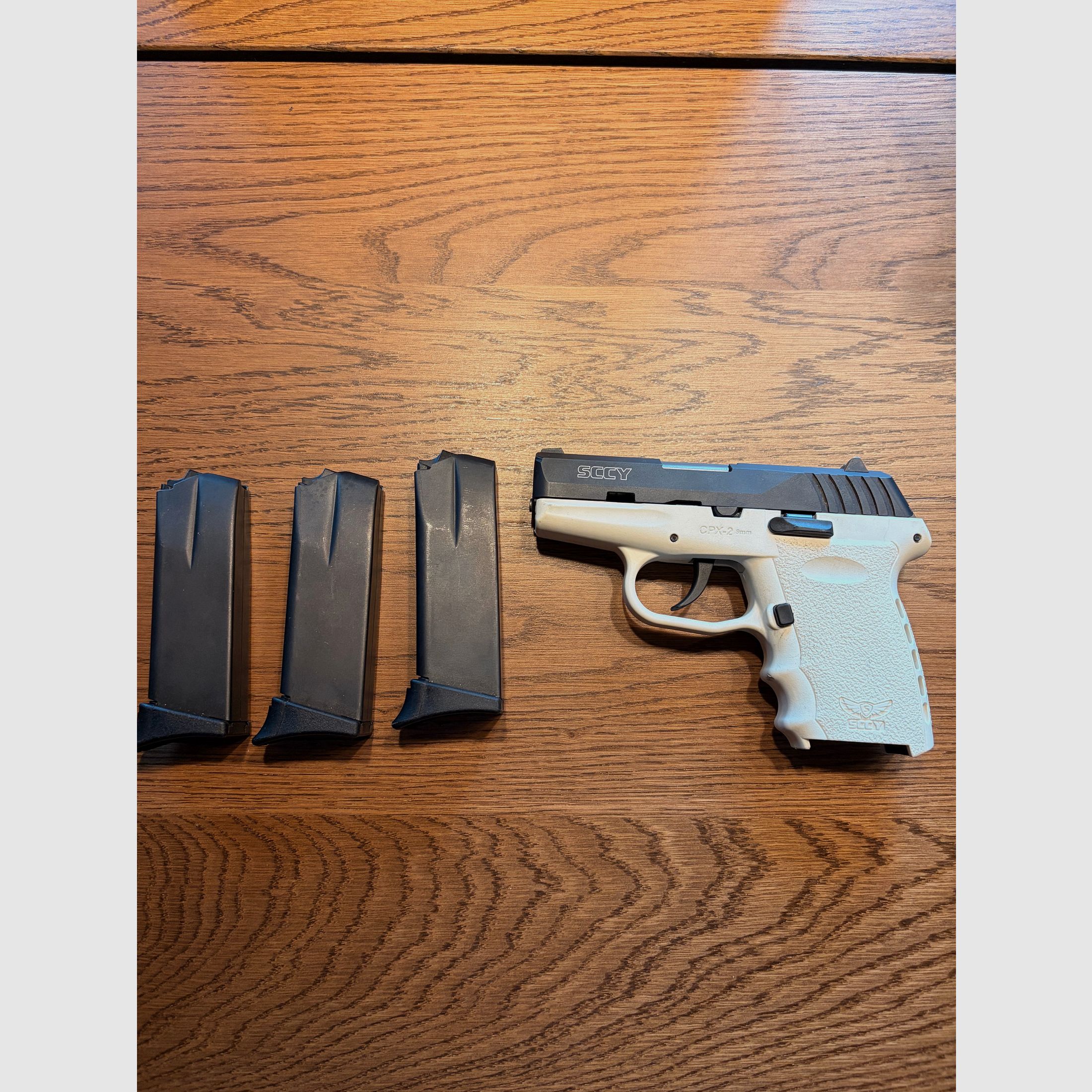 Pistola SCCY 9mm (CPX-2) – usada, completamente funcional