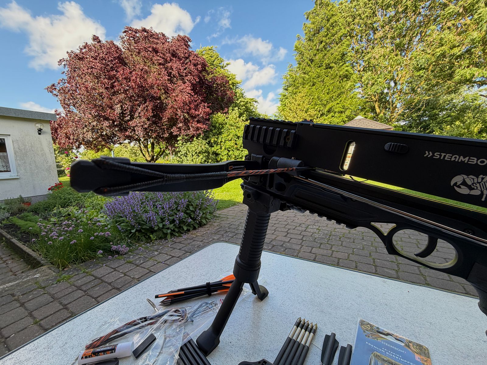 AR-6 Stinger II mit Metallmagazin