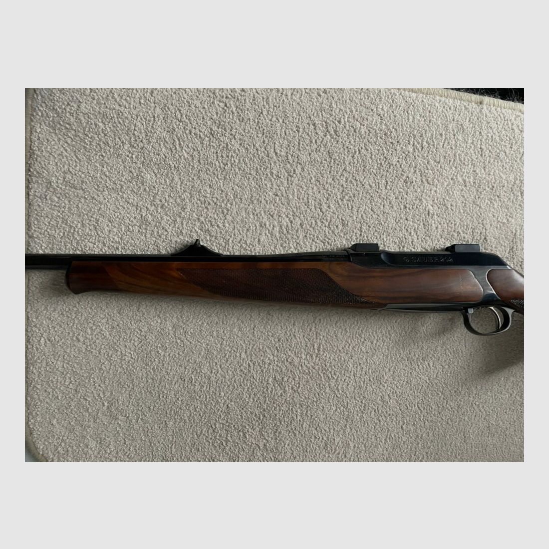 Sauer 202 Europa Luxus, Zeiss Diavari 2,5-10x50, Abs.4 Leuchtkreuz; PARD NSG NV007S