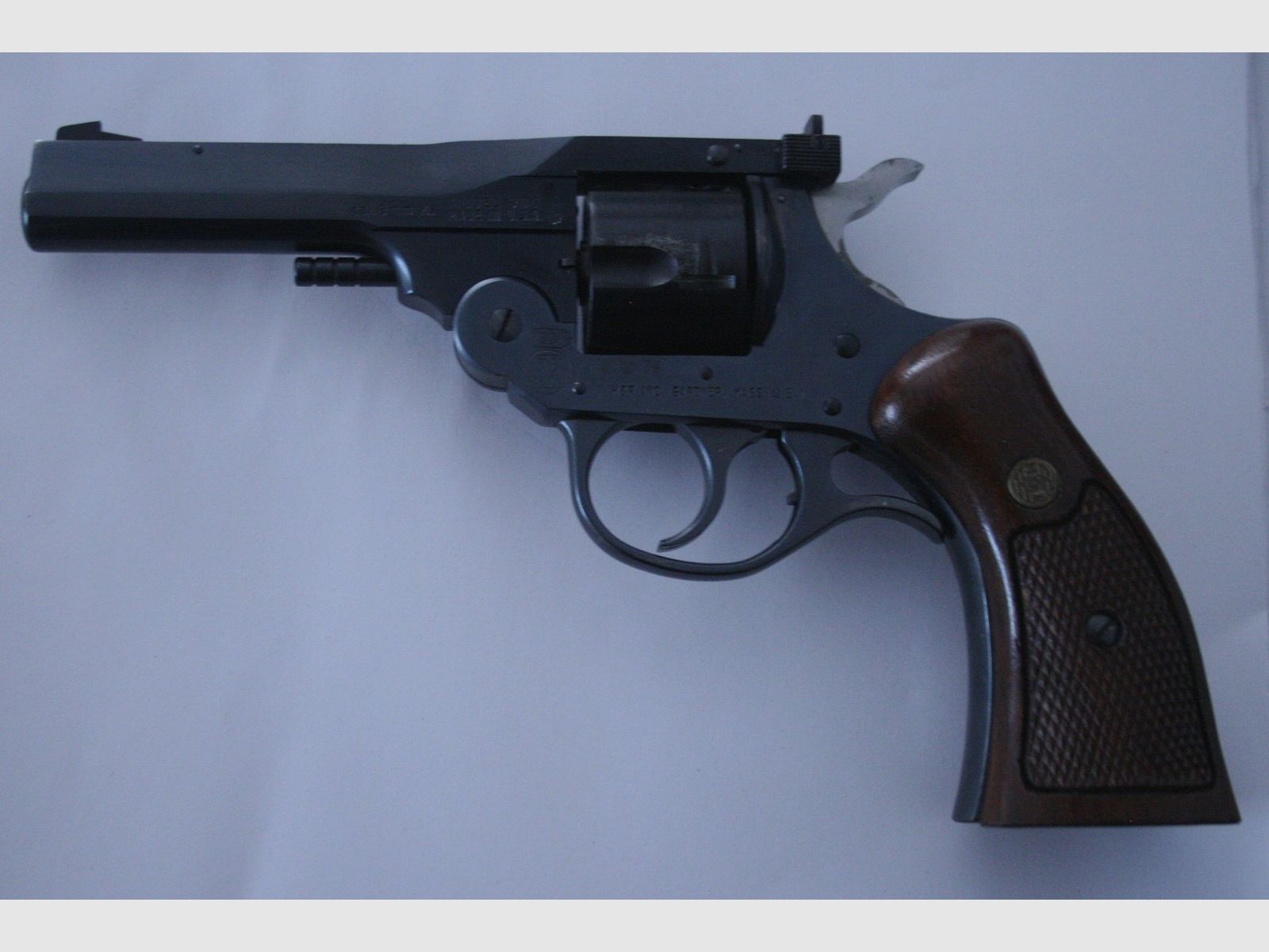 Super seltener Harrington & Richardson Kipplaufrevolver Ganzstahl von Cal. 22 auf 9mm Platz umgebaut PTB 206