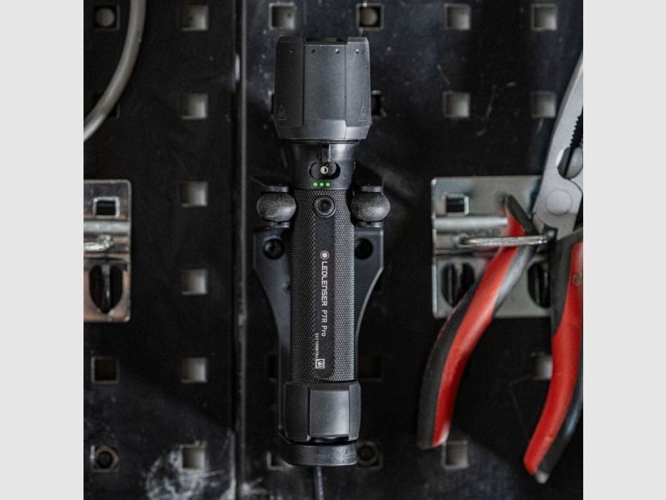 Ledlenser P7R Pro Flashlight, image 9 of 14