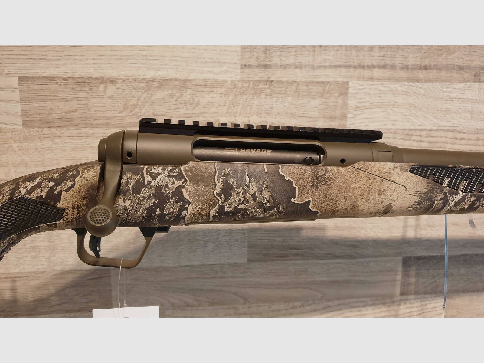 Savage 110 TIMBERLINE Cal. .30-06 - canon cannelé - filetage de bouche - Nouveauté du commerce spécialisé
