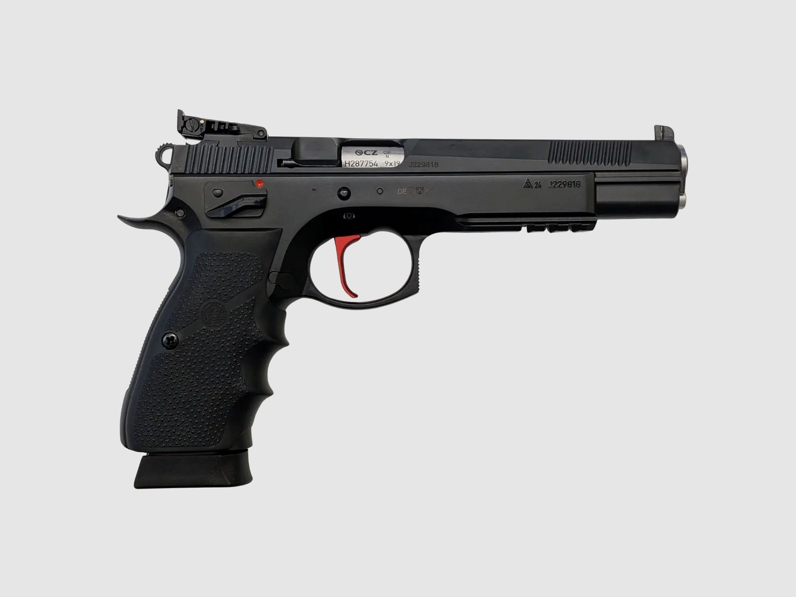 CZ 75 SP 01 calibre 9mm Luger acción simple 6.1 edición especial de AKAH