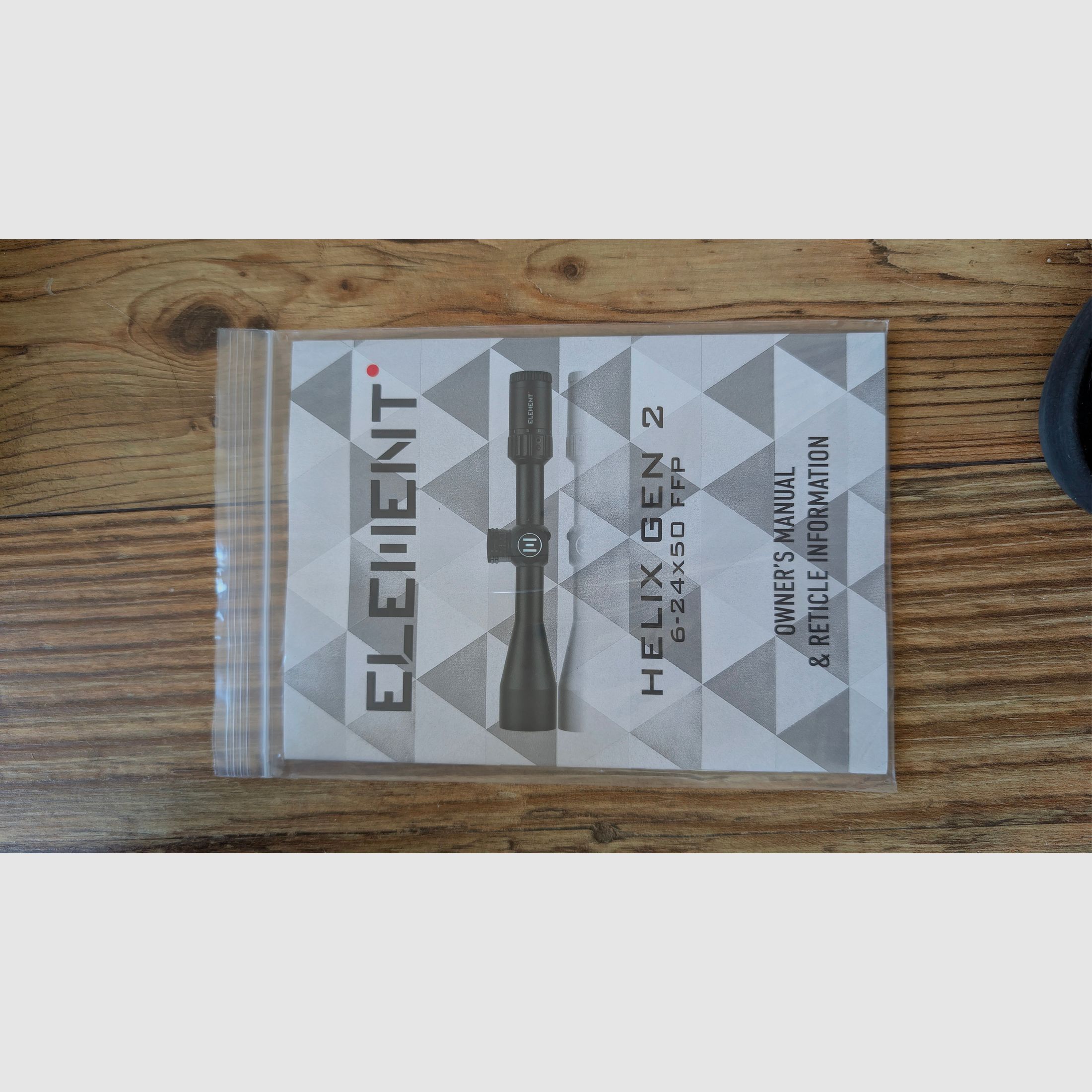 Weihrauch HW100T Set als nieuw met Element Helix 6-24x50 gen2 FFP MRAD