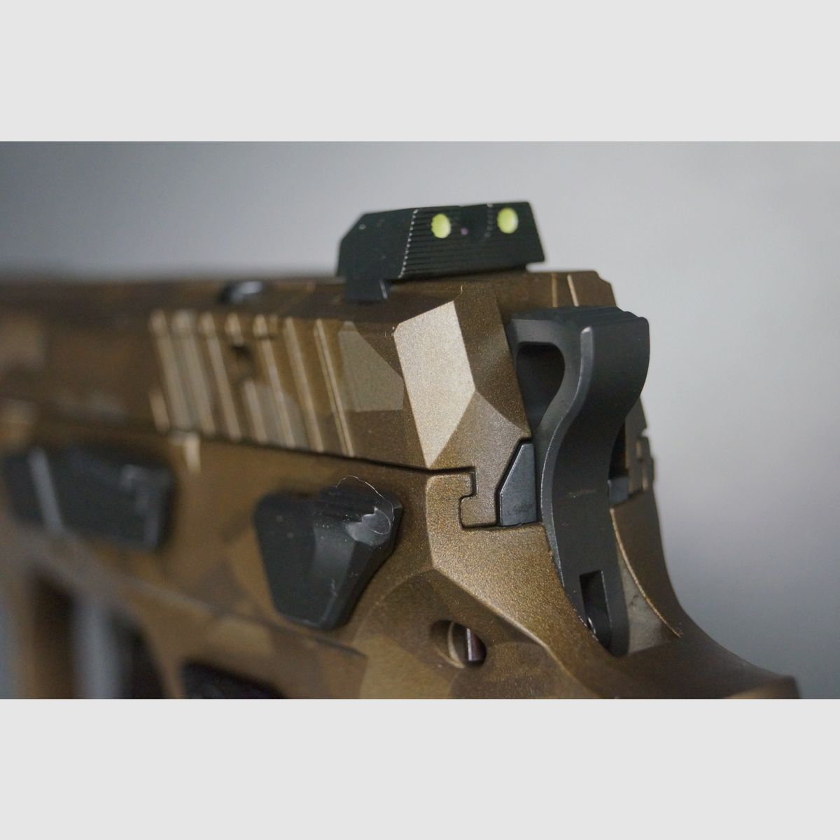 CZ Shadow 2 Compact Carry CAMO OR, immagine 7 di 9
