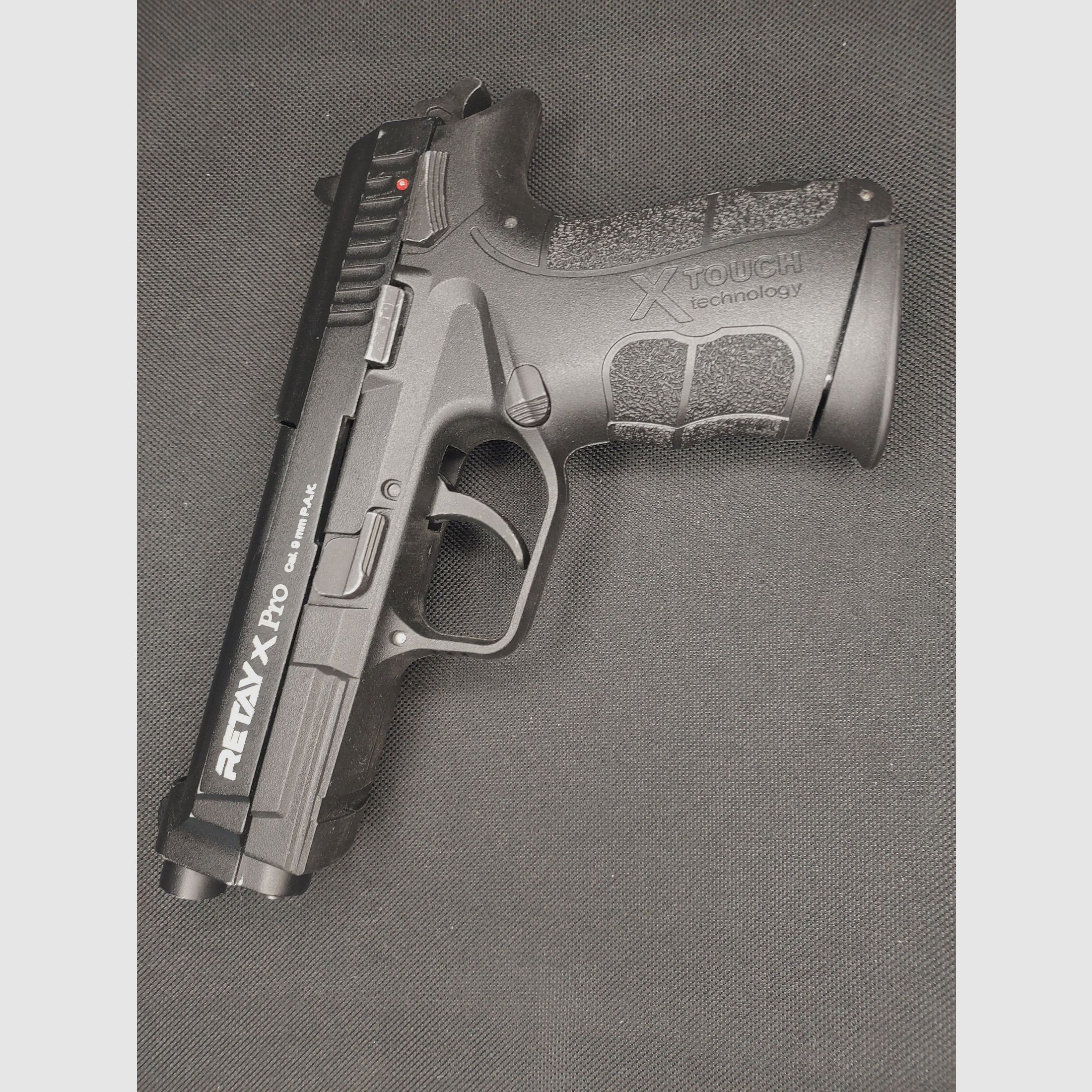 Retay X Pro Schreckschuss Pistole 9mm P.A.K. brüniert (PTB 1041) 