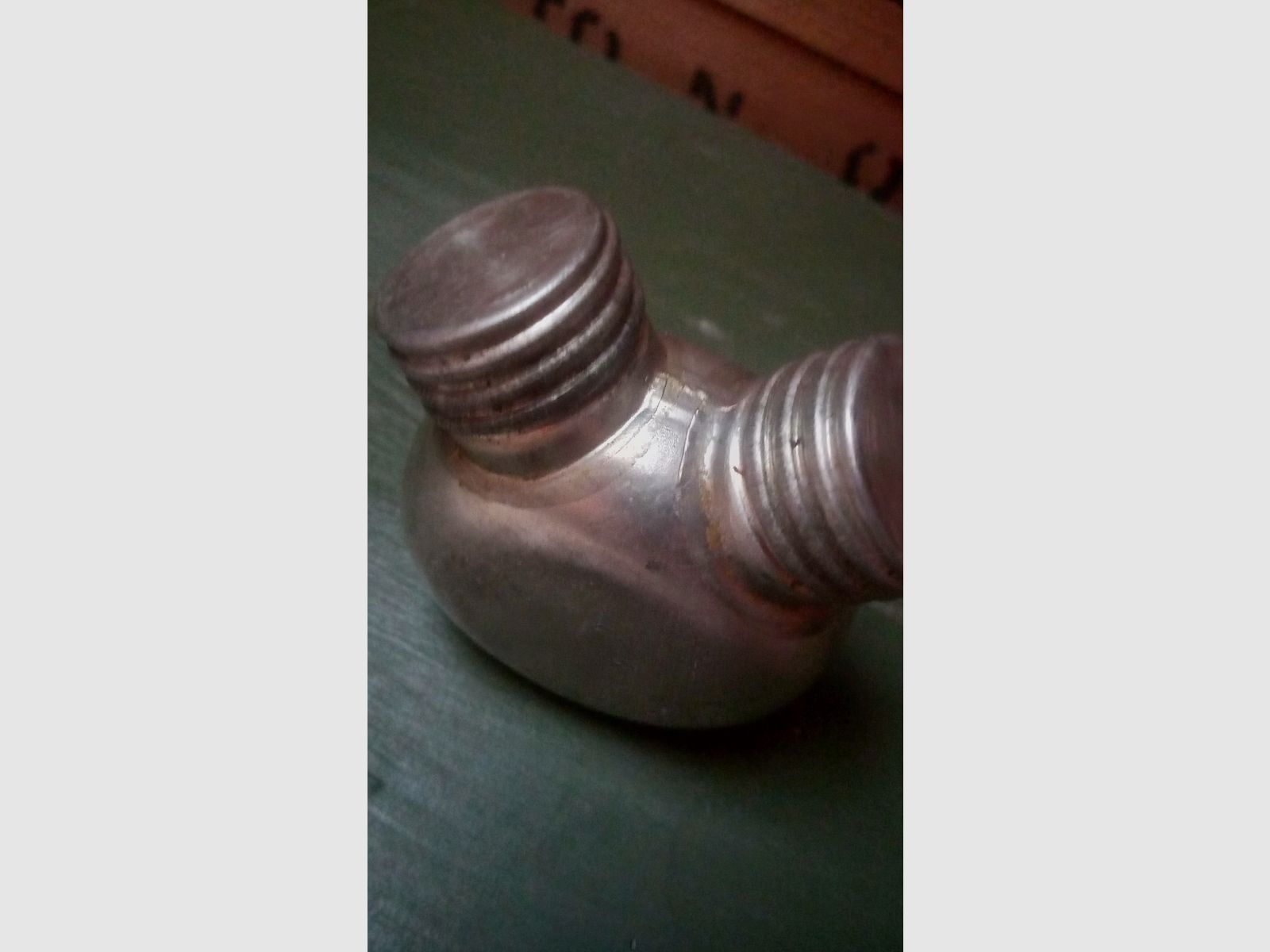 Contenitore per olio d'arma presumibilmente russo per AK47 AK74 SKS PPSh RPD ecc.