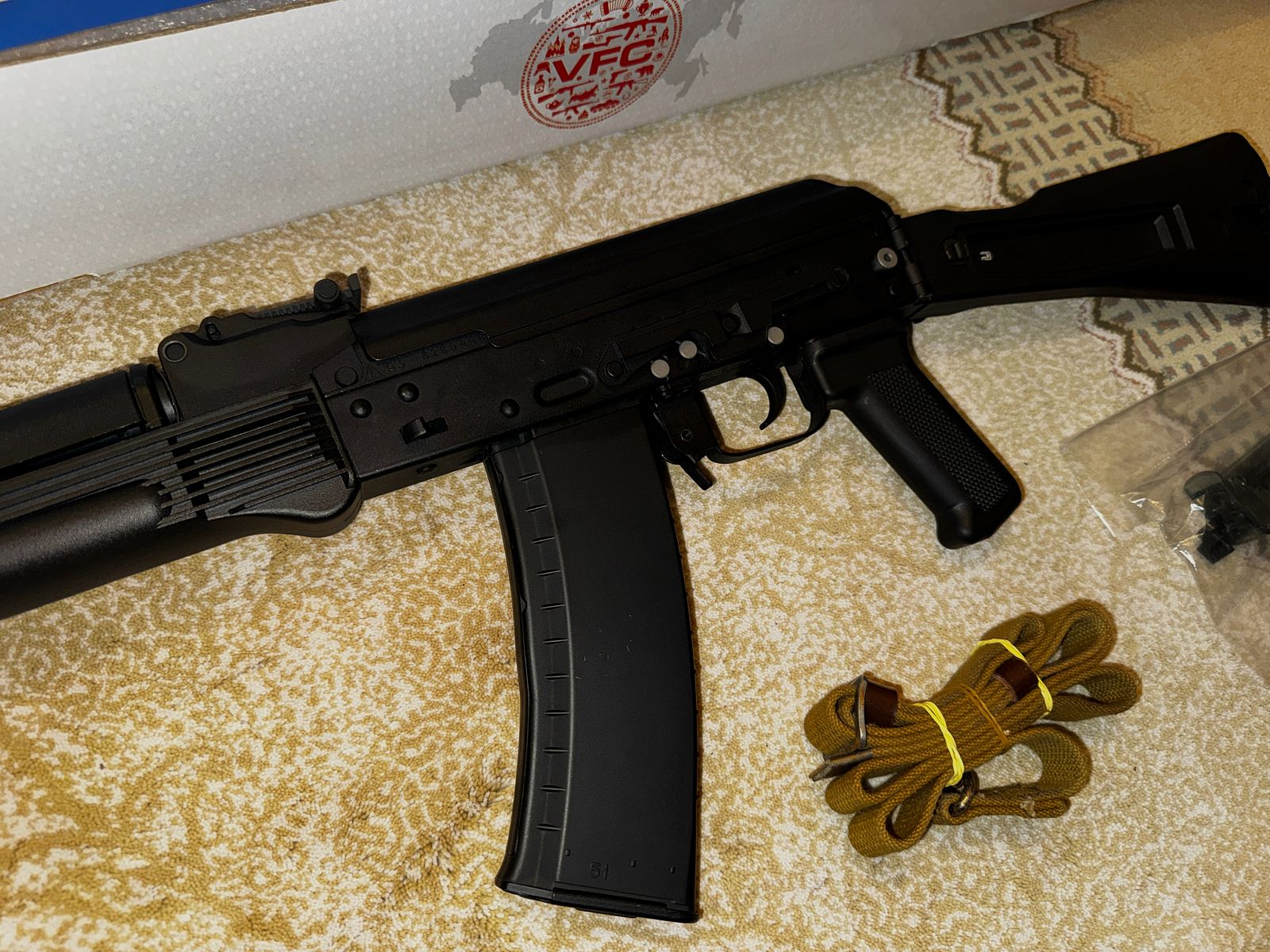 VFC AK 74M GBB full metal con accessori, marcatura F e confezione originale