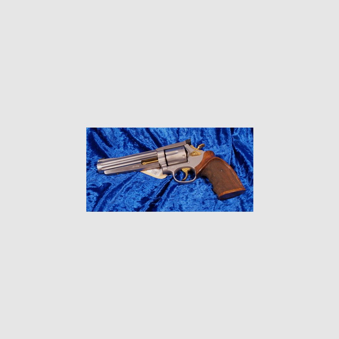 Smith & Wesson 686