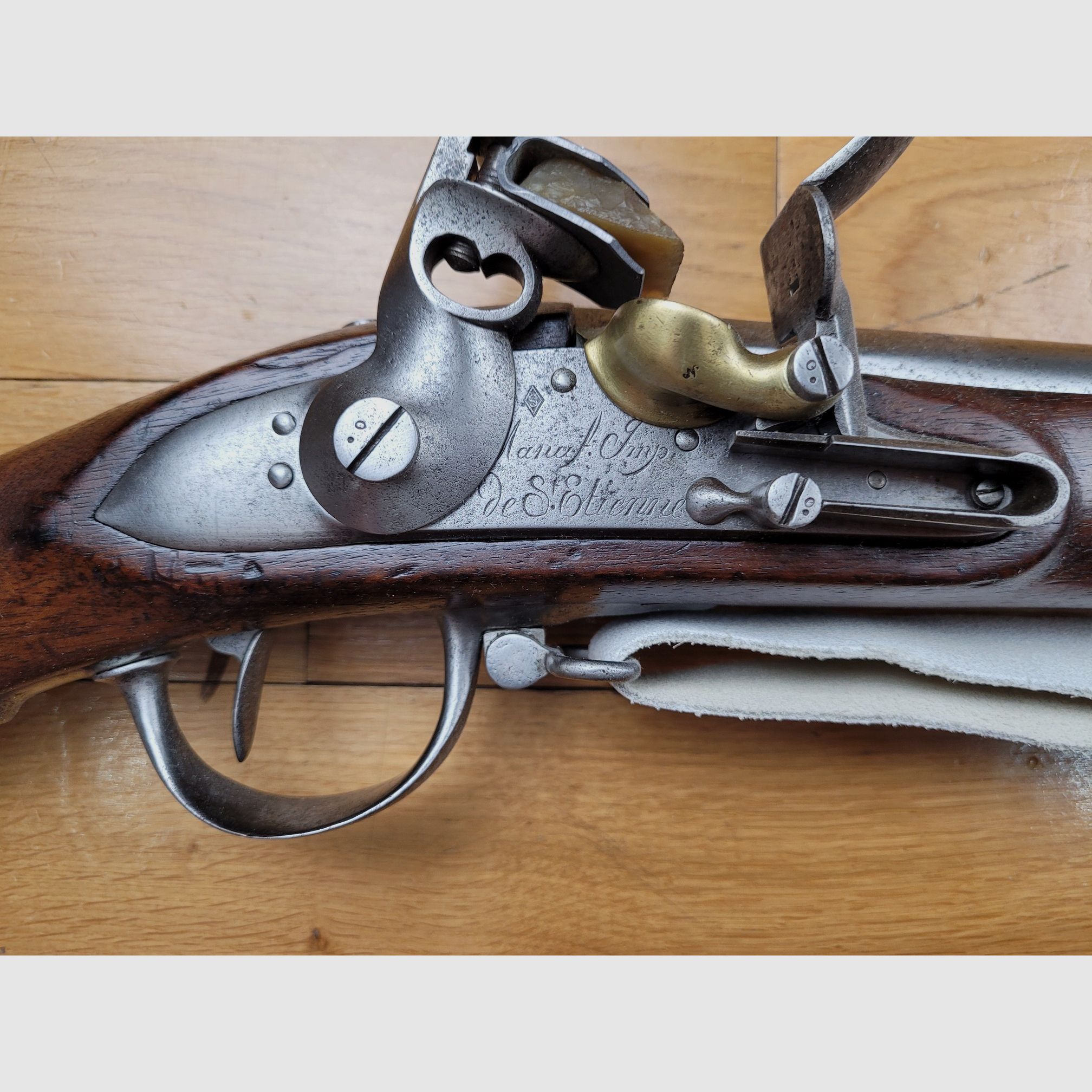 Sehr schönes Gewehr 1777 modifiziert AN IX – Kaiserliche Manufaktur von St Étienne – 1813 – homogen – Gewehrriemen und Bajonett – Seltenheitszustand, Bild 6 von 45