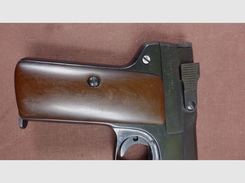 FL Self-loading pistol [C156], image 3 of 13