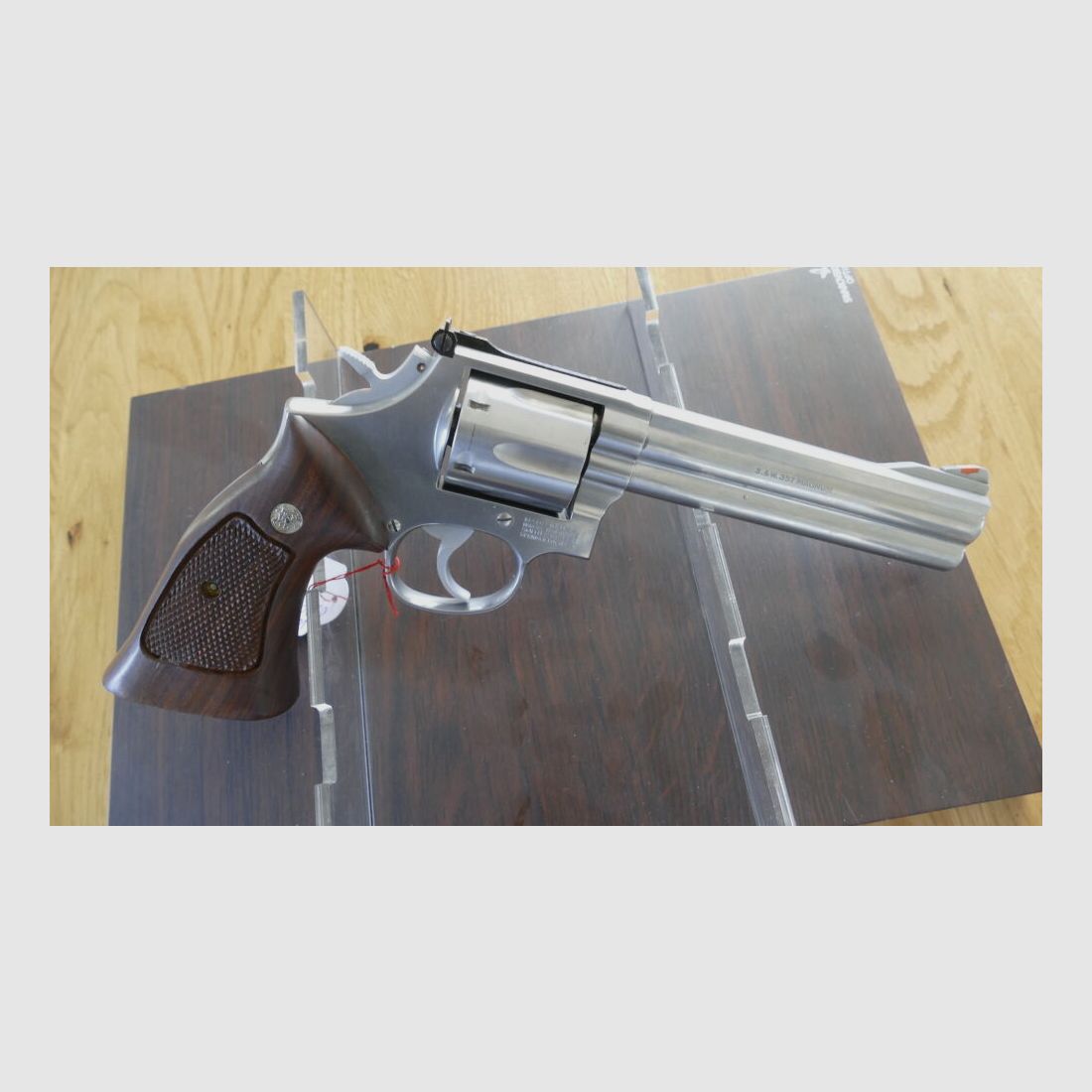 Smith & Wesson	 Modell 686-4