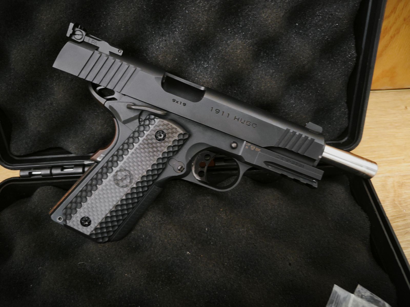 Schmeisser Hugo 1911 - 5 pulgadas - 9mm