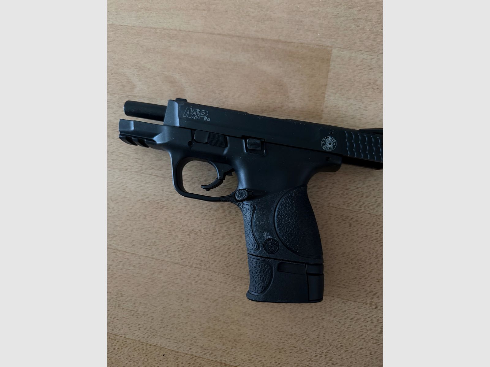 Smith and Wesson MP9c PAK używany