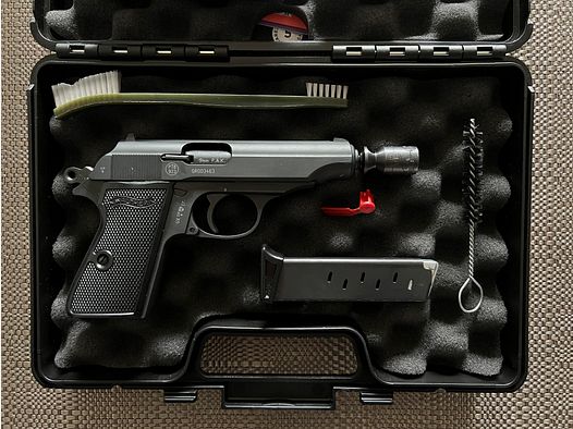 ¡Walther PP pistola de fogueo 9mm P.A.K. en muy buen estado!