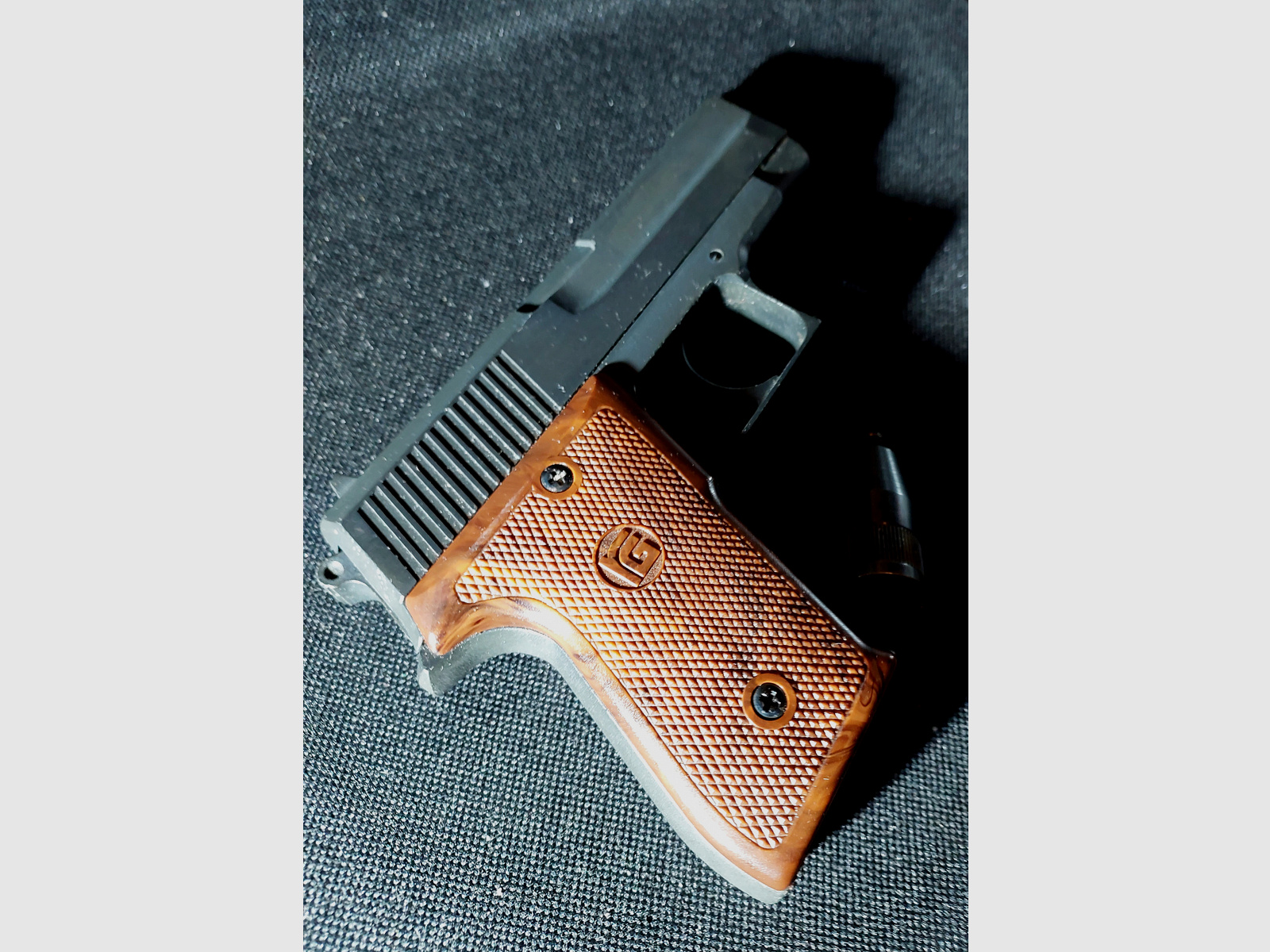 Röhm RG300 (RG 300) schreckschusspistool kal. 6mm Flobert (PTB 327)