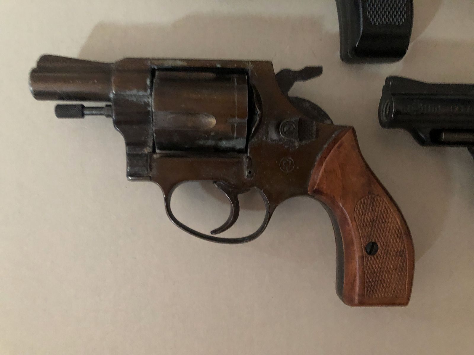 Konvolut Revolver Schreckschuss Röhm RG 79  Umarex 4,5mm & 9mm  Reck Chief Special