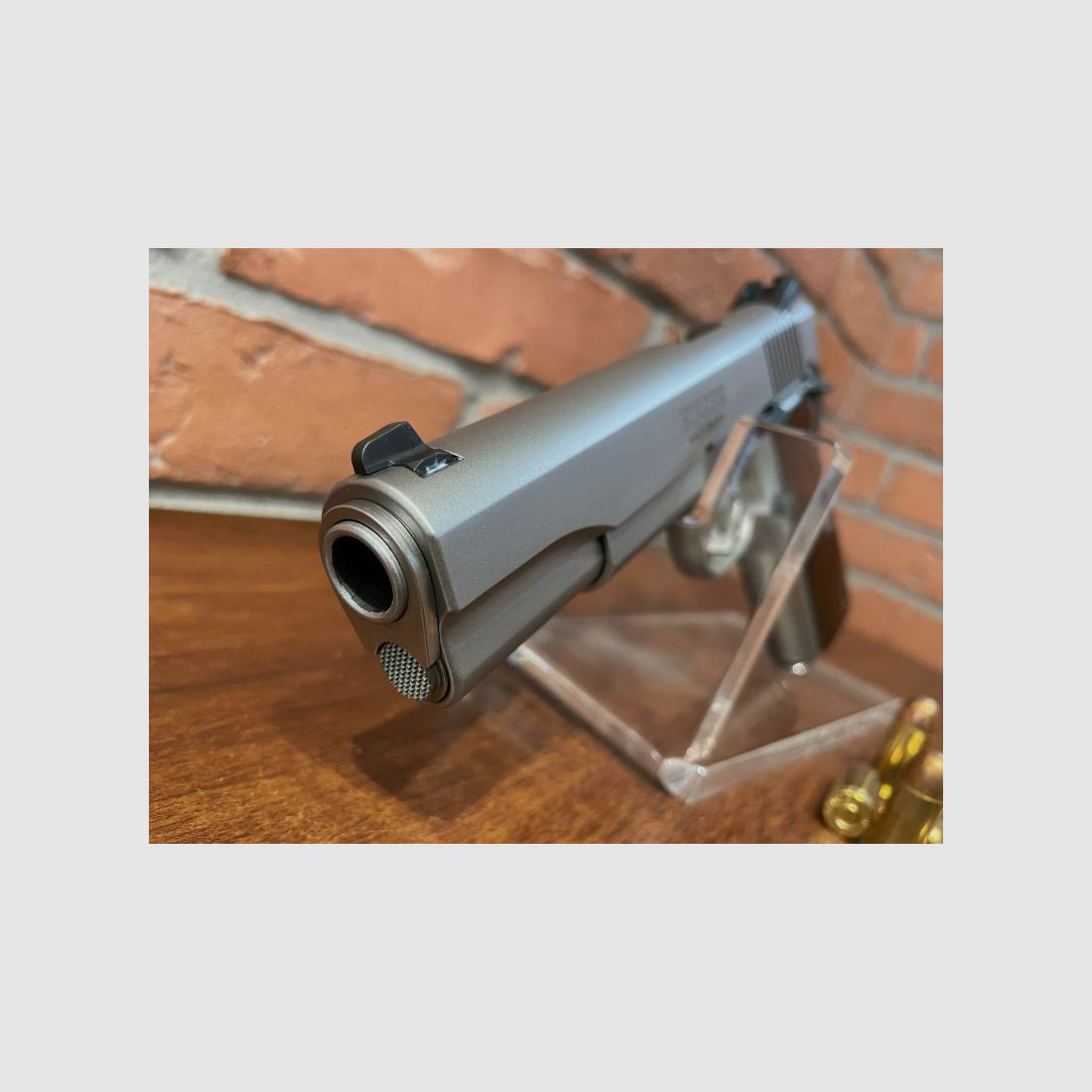 Pistolet samopowtarzalny Ruger SR1911 model 6700 - kal. 45 ACP, zdjęcie 3 z 11