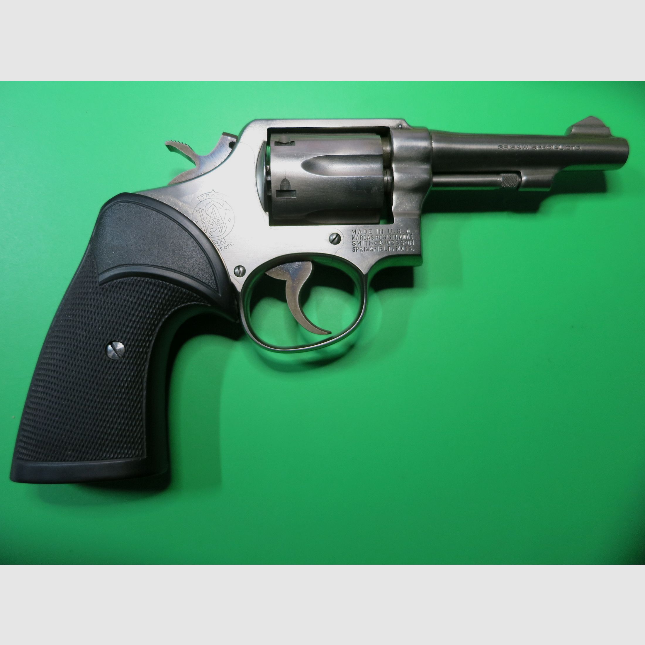 Smith & Wesson Mod. 10-5 (like Victory), .38 Special, 4" barrel, stainless steel, classic catch shot #82