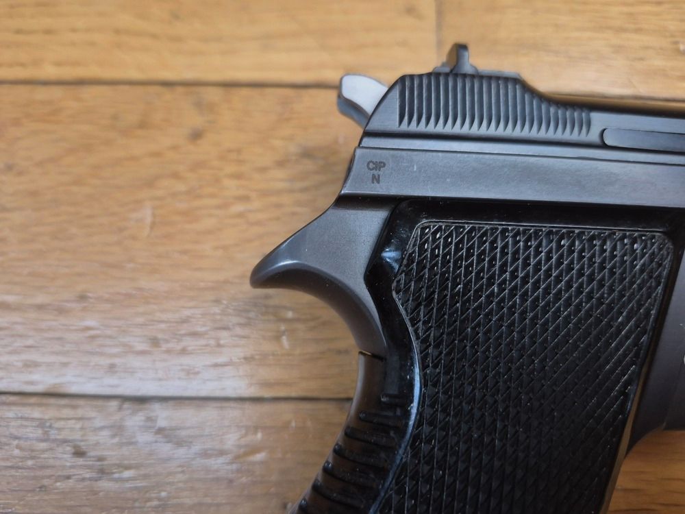 Sehr schöner SIG P210-2 Pistol – Mythos des 9 para – Militärwaffe des 4. Vertrags – Ca. 1965 – Ausgezeichnete Brünierung – Traumhaftes Funktionieren und Lauf – Prüfungszertifikat Saint-Étienne – Zustand TBE++!, Bild 20 von 23