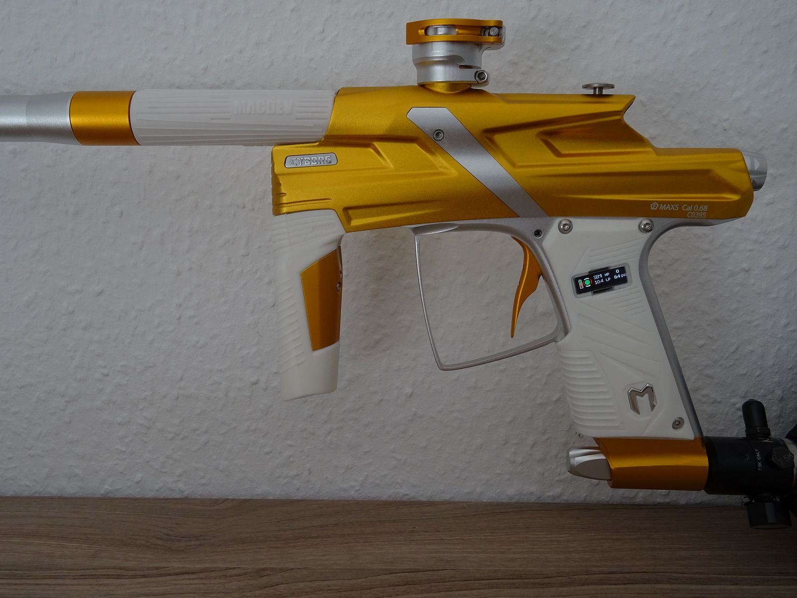 MacDev Cyborg 6 Gold – Silver – White (collector's item)