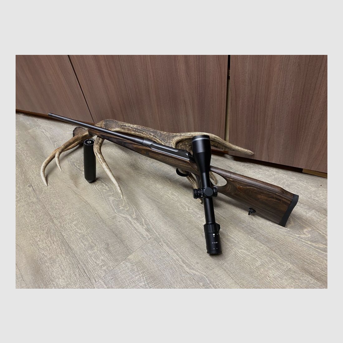 Sauer 101 GTI, mit Minox Allrounder 3-15x56, mit Schiene