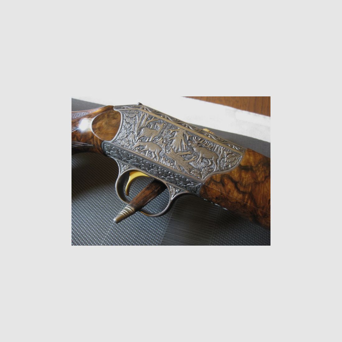 Absolutely UNIQUE COLLECTOR'S ITEM = Almost like new "Custom STEEL SYSTEM completion" with HAND-MODELED FULL ENGRAVINGS for R93, with custom-made right-handed semiweight stock and Category-11!! System is still one WITHOUT serial number!! Includes Blaser leather rifle sling!, image 8 of 17