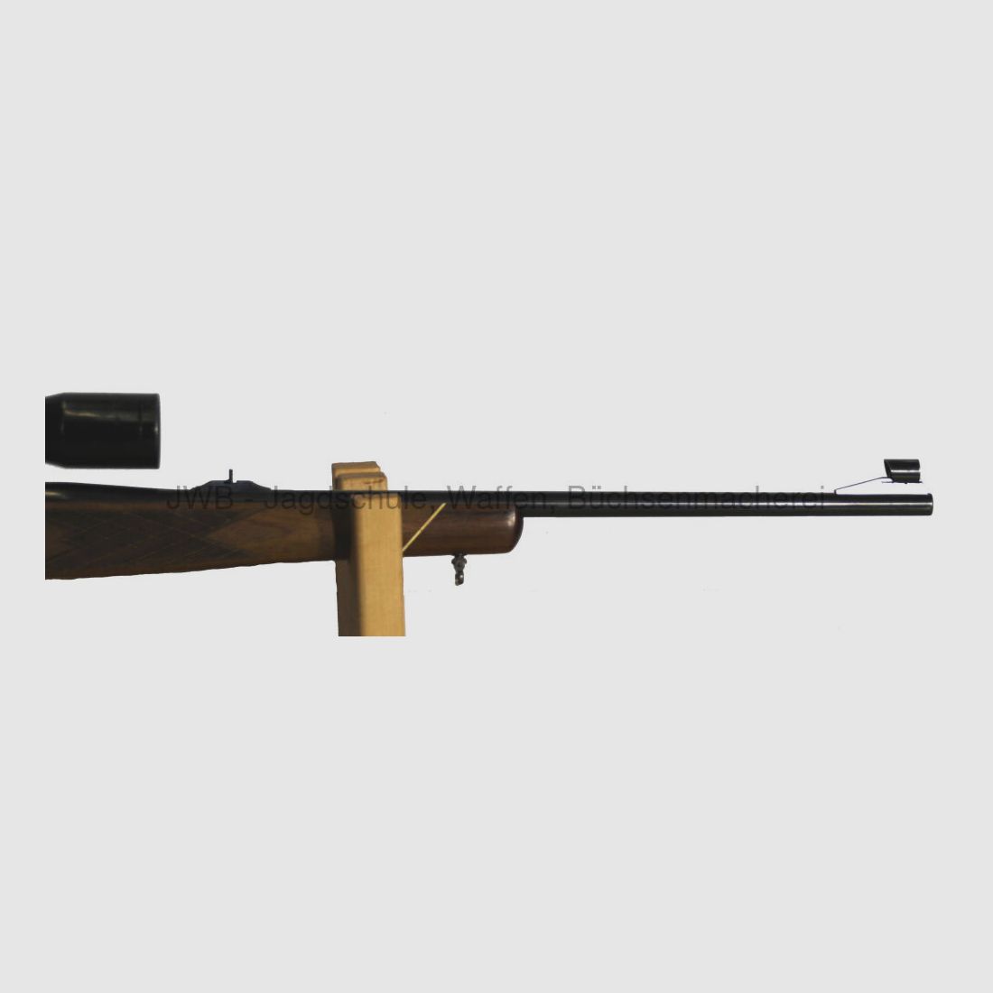 Fucile a ripetizione Krico con montaggio girevole e cannocchiale Zeiss .243Win
