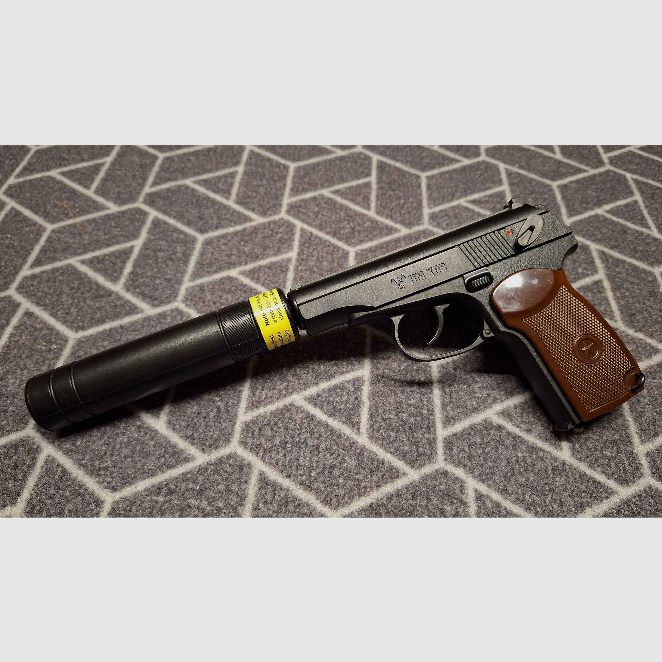 Umarex Legends PM KGB - Co2-Pistole 4,5 mm Stahl BB