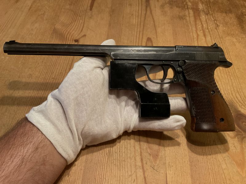 Pistole Walther Zella-Mehlis Olympia-Pistole lange Ausführung im Kaliber.22lr SNR 8871