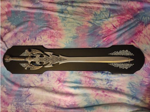 Decorative sword dragon slayer from "Two Worlds" 100cm including wall mount *rare*