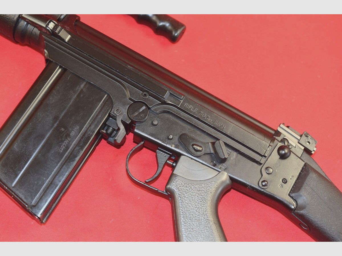 #8257 Fusil semi-automatique (FAL) L1A1, cal. 7,62x51, image 10 sur 32