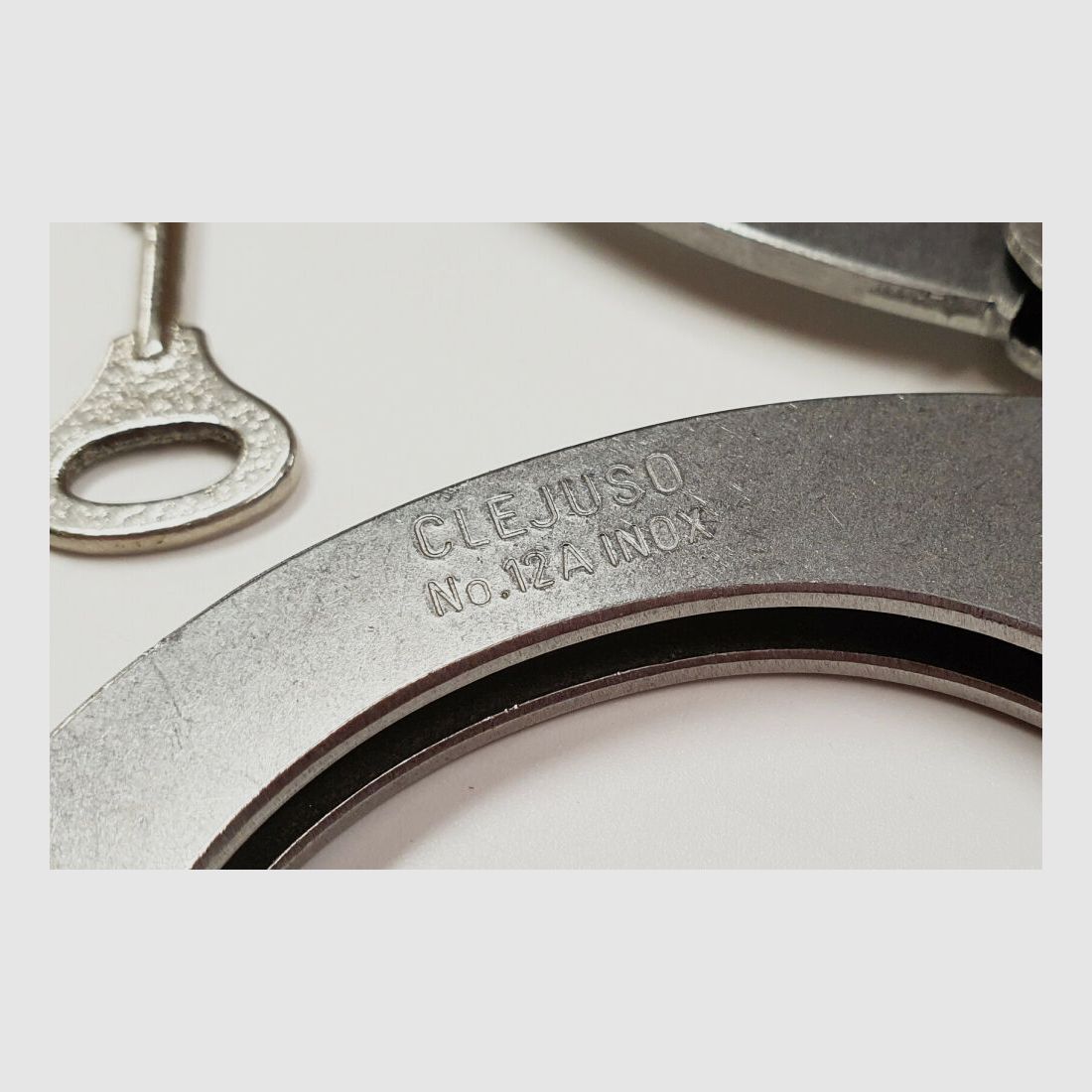 CLEJUSO Clemen & Jung e.K. Manette CLEJUSO No. 12 A INOX grande, manette in acciaio inossidabile, Made in Germany, usato