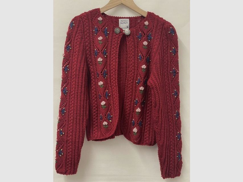 Michaela Buerger Johanna Handgebreide Merino Wol Cardigan — Dieprood