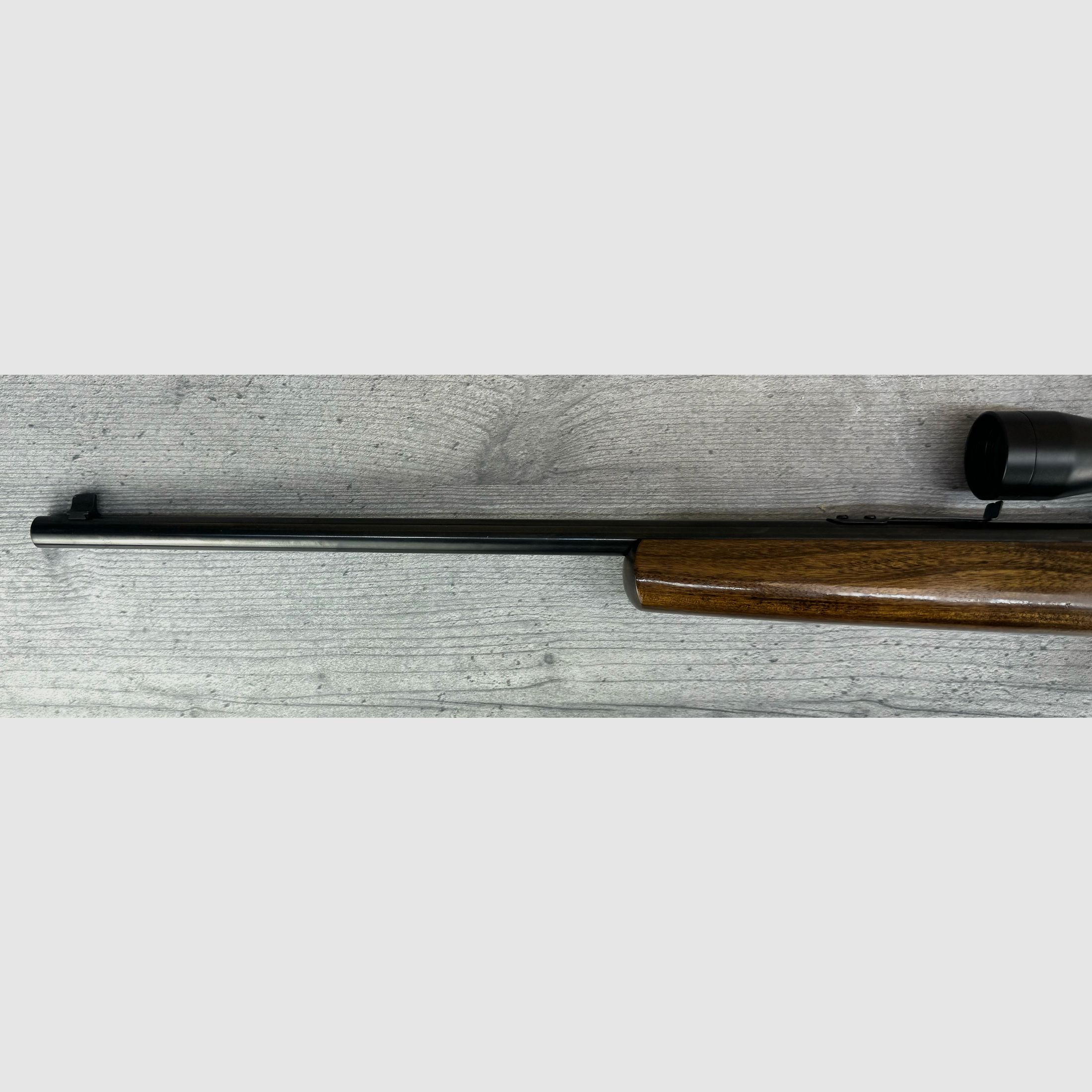 CBC Model 122, Kal.: .22lr Repetierbüchse + Gamo Zielfernrohr