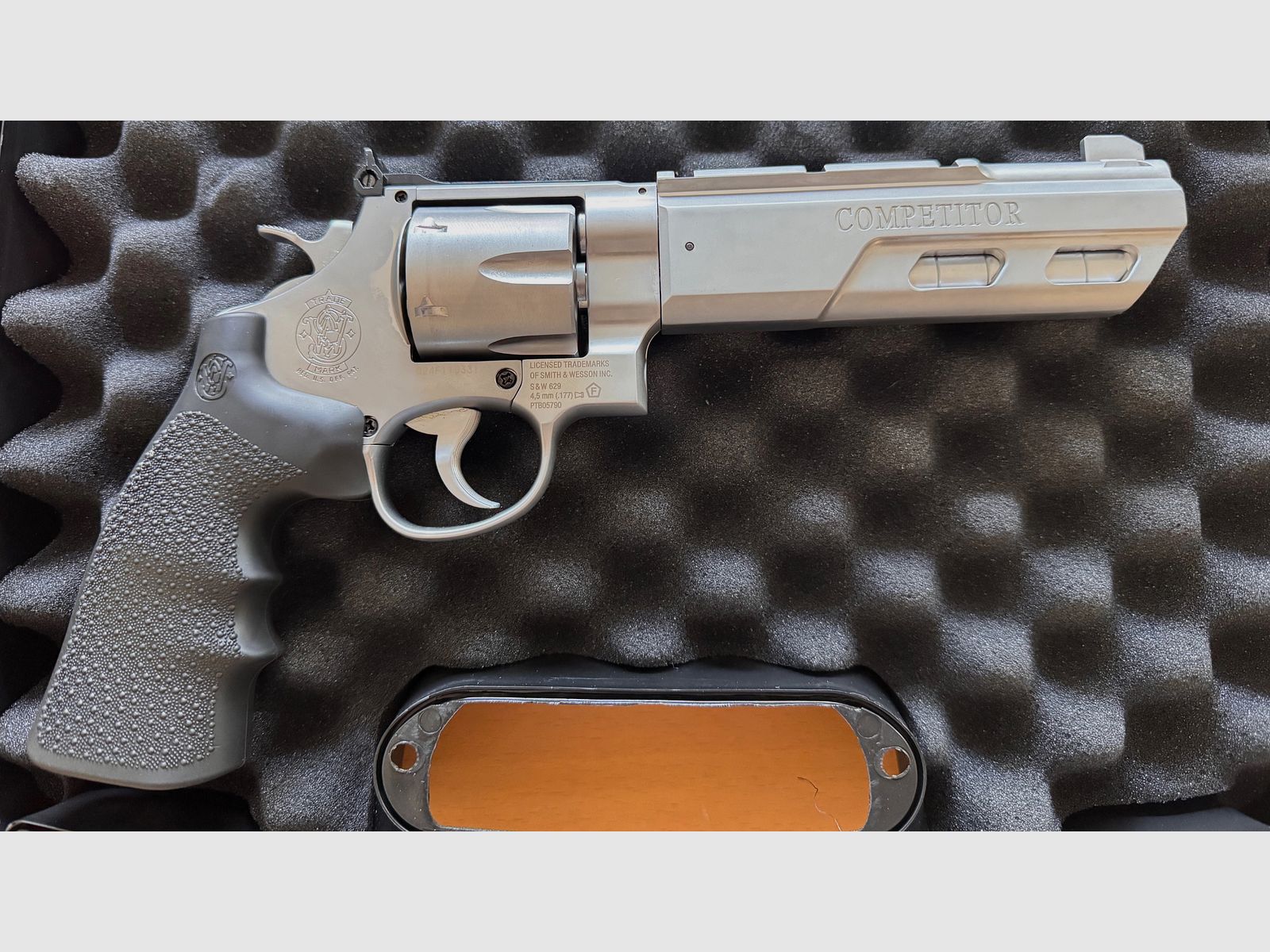 Smith & Wesson 629 Competitor CO₂ Revolver 4.5 mm Diabolo