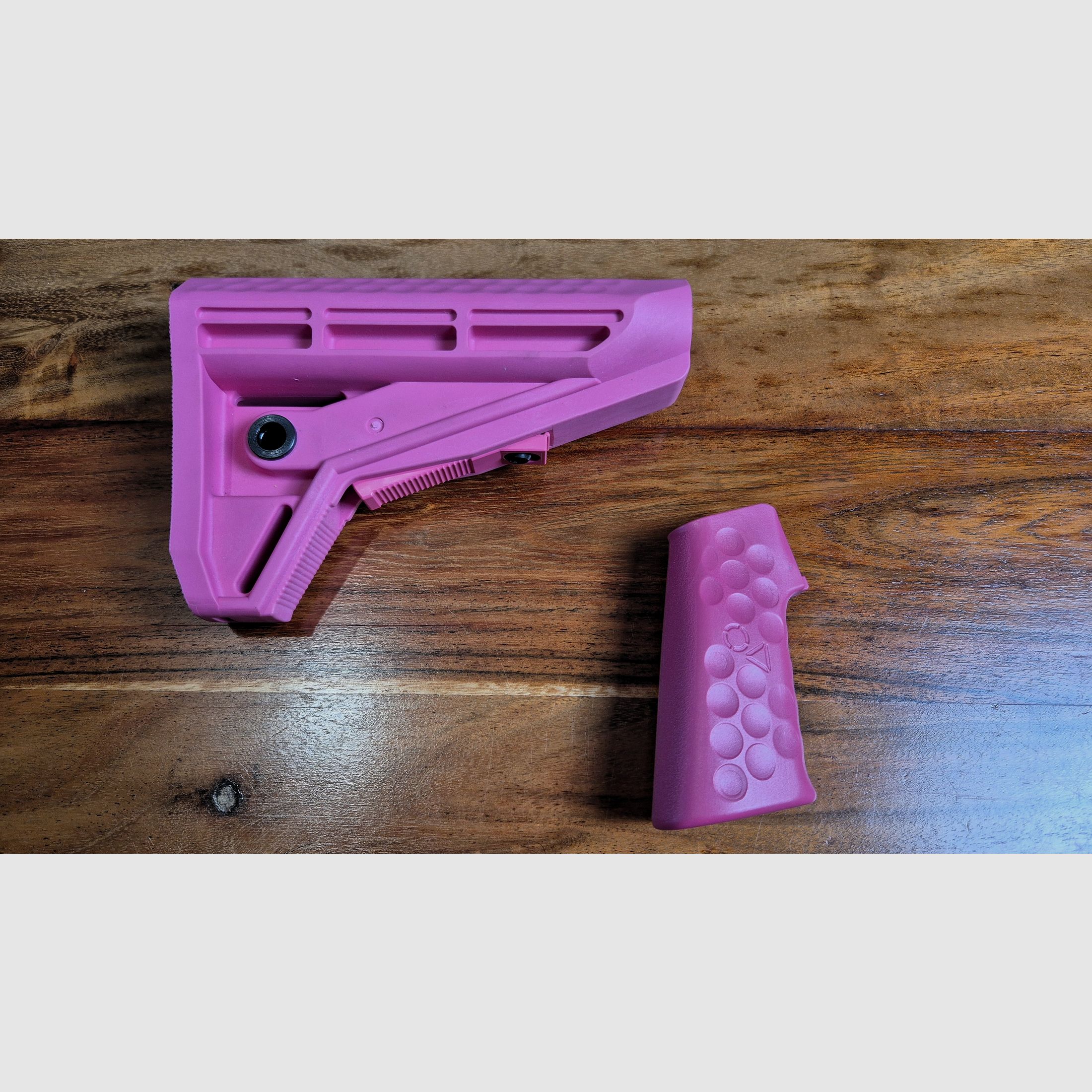 Oberlandarms AR15 Griff Buttstock pink