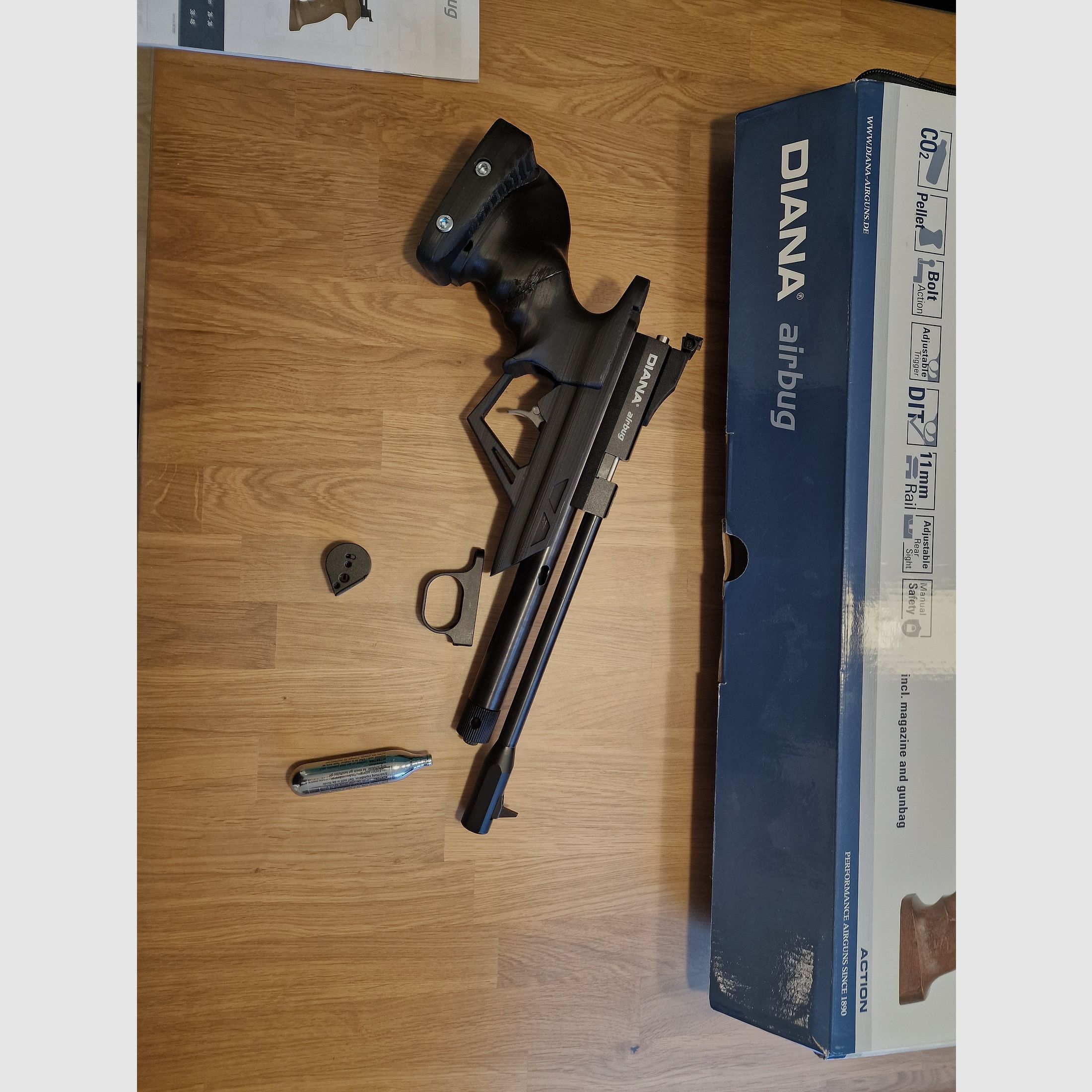 Diana Airbug met vormhandgreep CO2