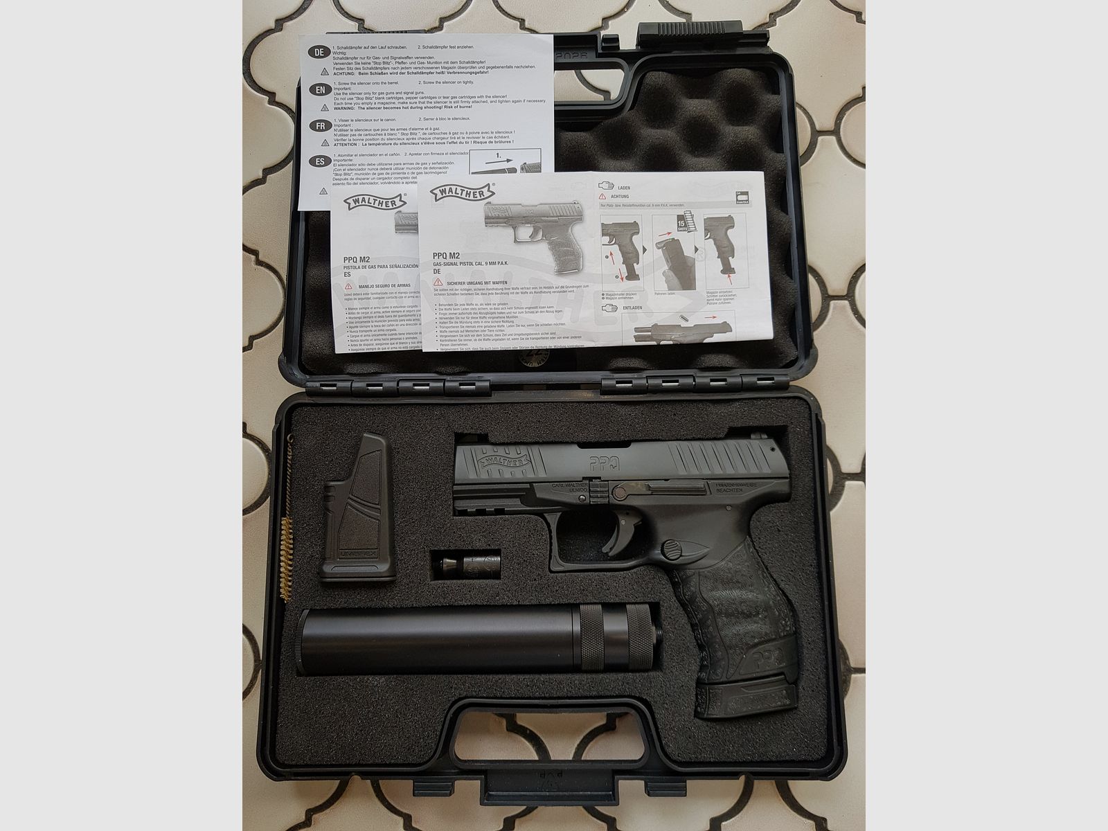 Walther PPQ M2 BLK Navy Kit PAK, Neu und unbeschossen. 