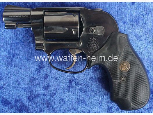 Smith & Wesson 49 - 2