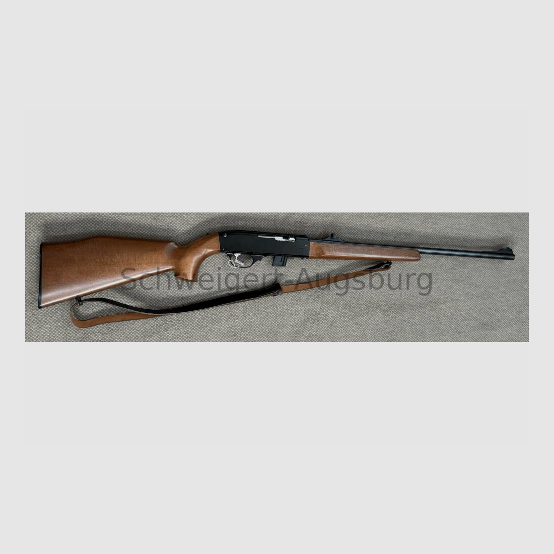 Voere 2117 semi-automatic rifle .22lr