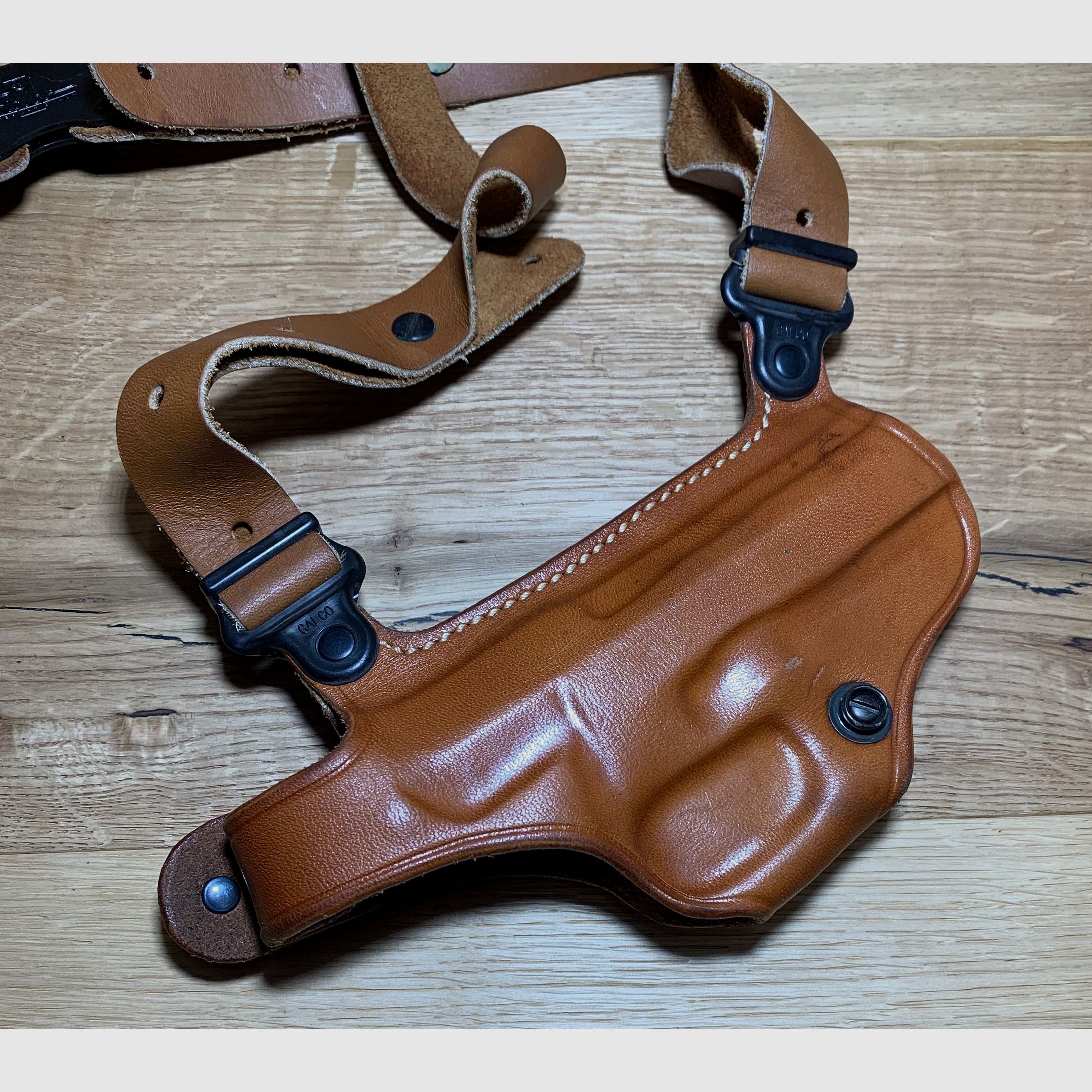 Galco shoulder holster MIAMI CLASSIC suitable for the Beretta Mod. 92 / 92F, WITHOUT pistol