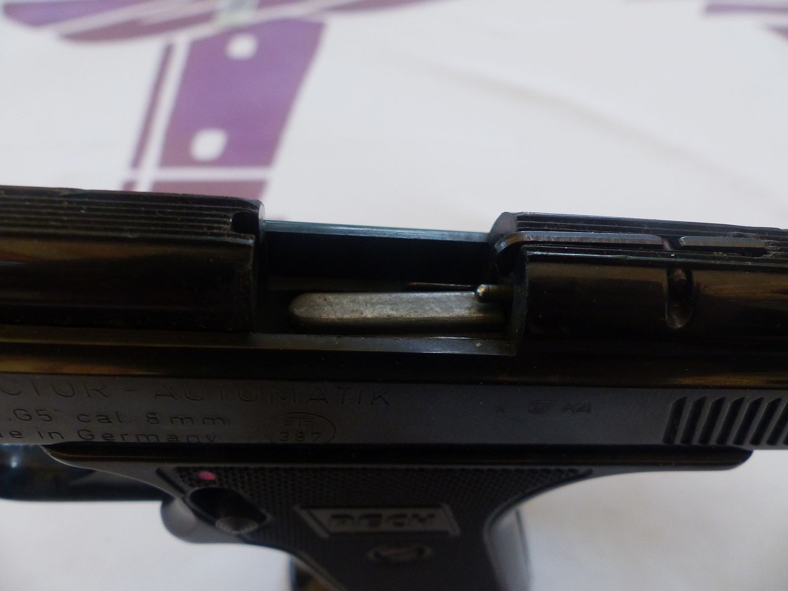 RECK Protector G5 Automatic 8mm k with 20 Wadie cartridges 10 blanks 10 CS Top condition