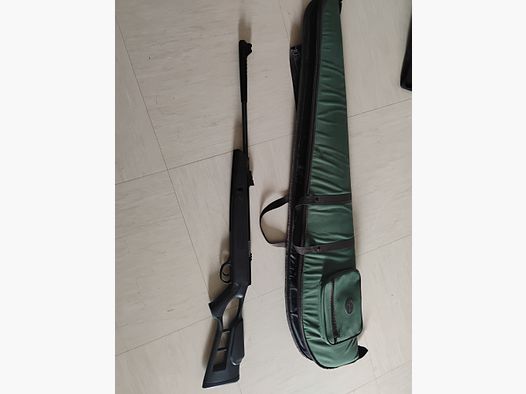 Mercury Chili Edge Set with bag and 4-16X40 scope