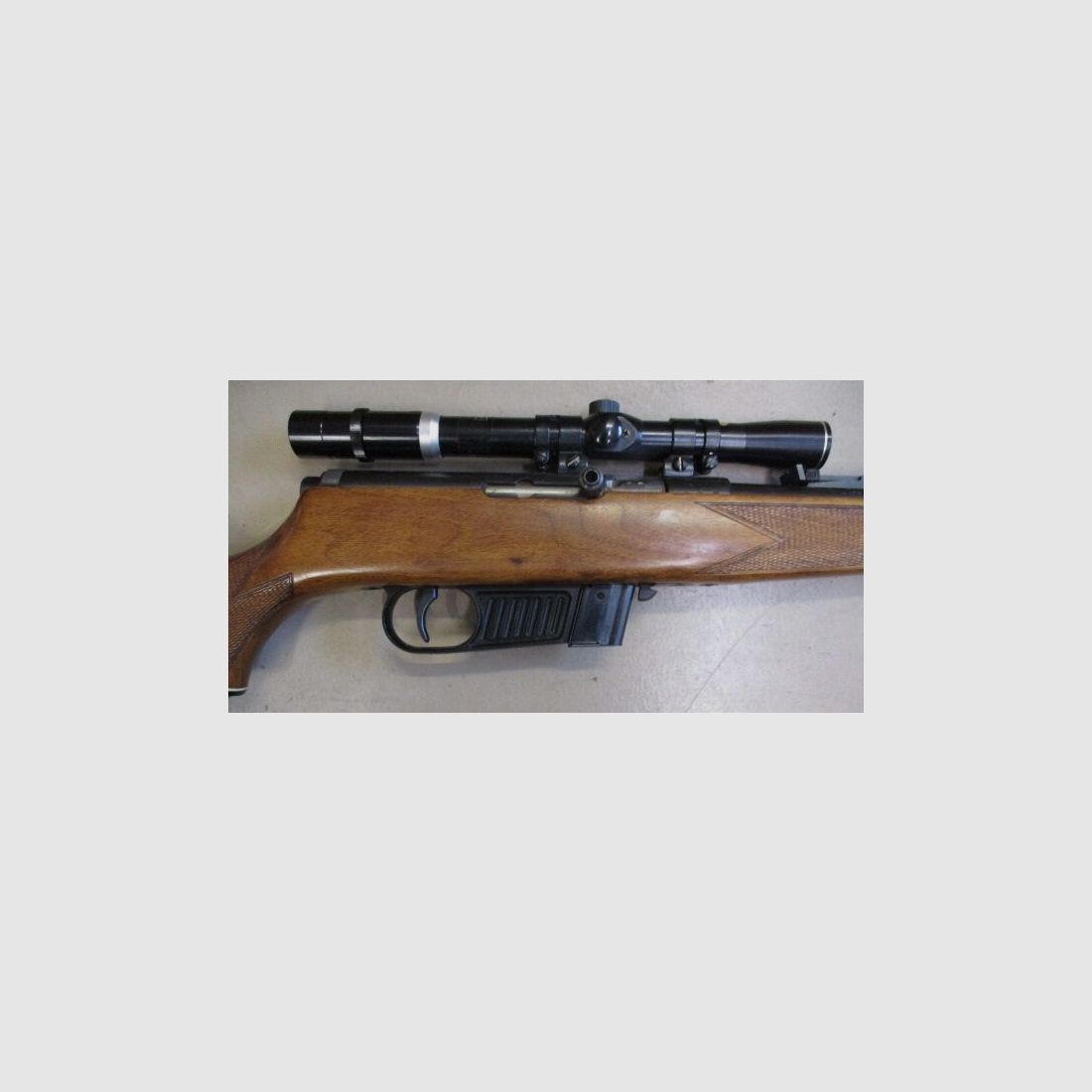 Fusil semi-automatique Voere Kufstein .22lr avec ZF Mars SL